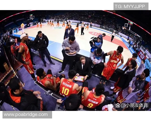 小牛队与湖人激战正酣NBA赛季精彩对决引发球迷热议 小牛队与湖人激战正酣NBA赛季精彩对决引发球迷热议