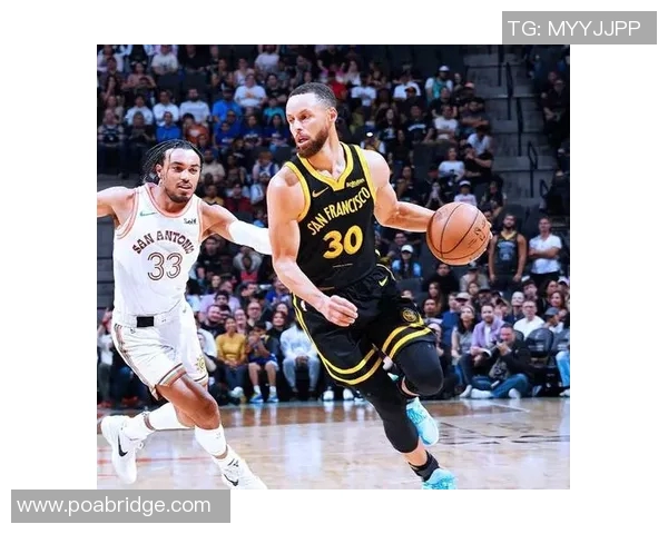 库里与马刺对决中最精彩的比赛回顾与分析