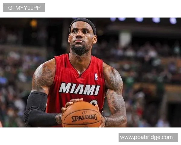 詹姆斯：从篮球场上的传奇到生活中的榜样，如何影响年轻一代的成长与梦想