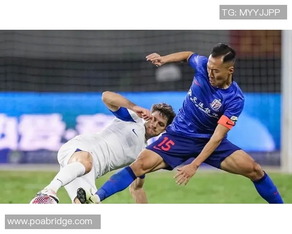 重庆当代与上海上港激战正酣谁将赢得这场中超焦点之战 重庆当代与上海上港激战正酣谁将赢得这场中超焦点之战