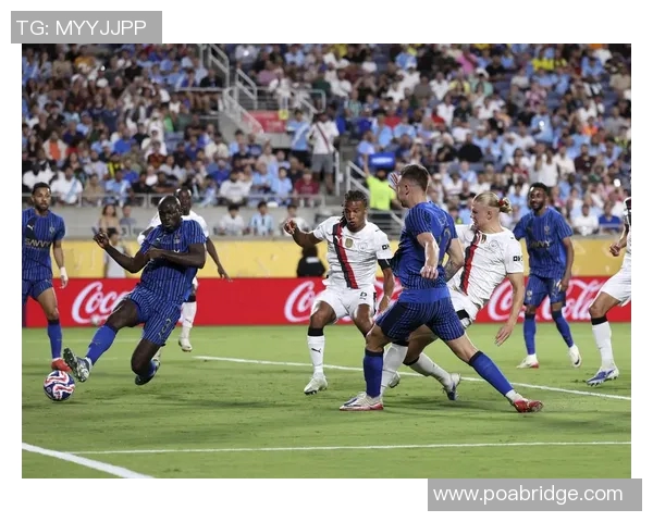 中日德兰主场迎战利物浦双方争夺欧战资格的关键之战